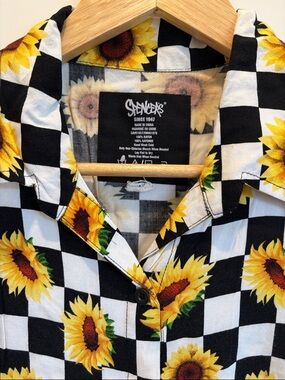 Spencer’s Black & White Checkerboard Sunflower Tie-Front Shirt